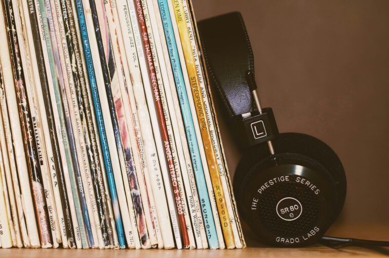 De Kunst van het Ontvangen: Een Gids voor Nieuwe Vinylplaten